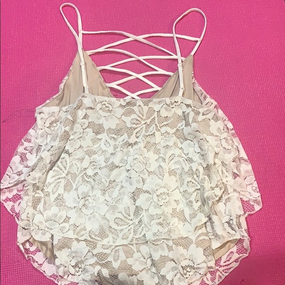 Express white lace tank - Picture 2 of 2